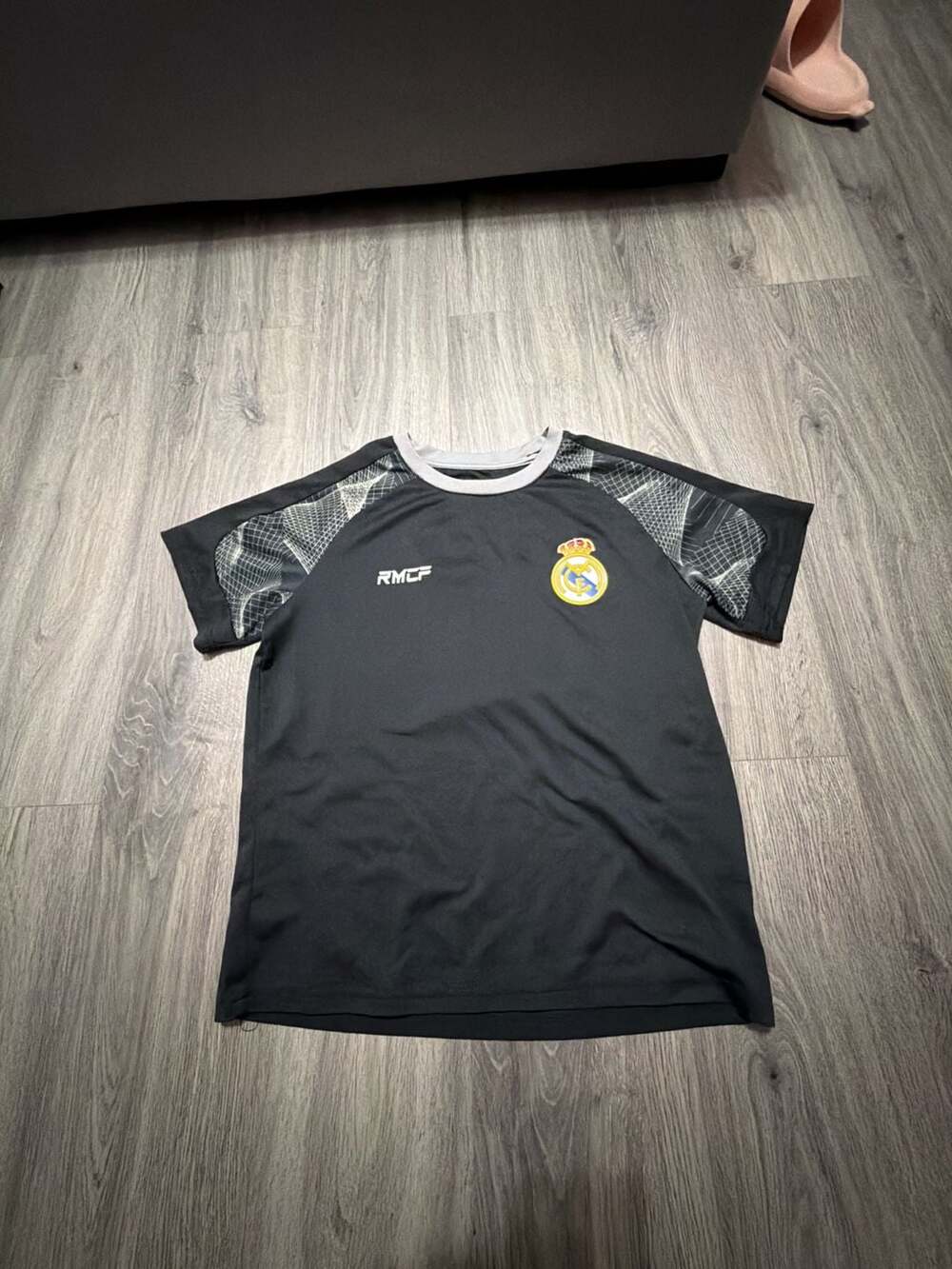 Real Madrid RMCF Black Soccer Jersey T-Shirt with Graphic Sleeves